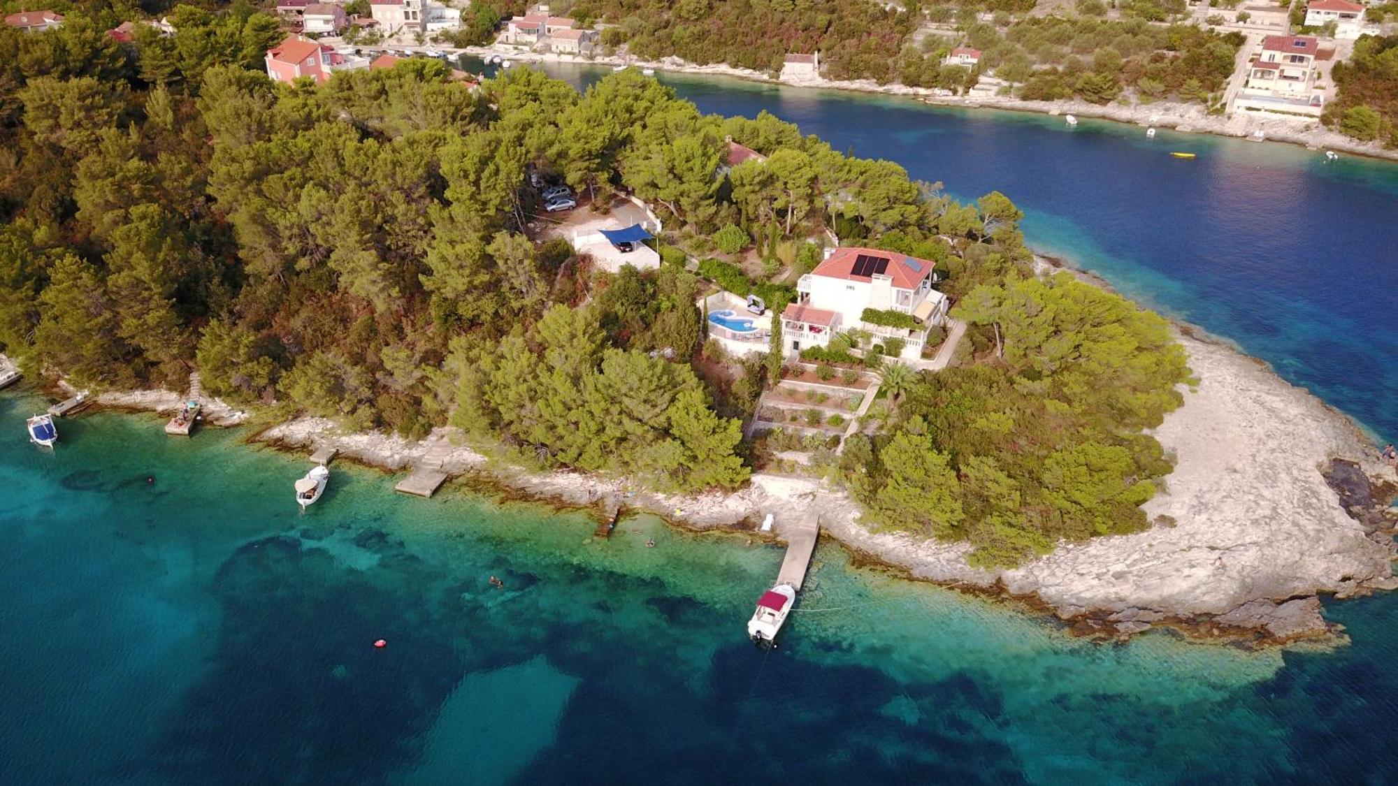Waterfront Villa With Pool Vela Luka Exterior foto
