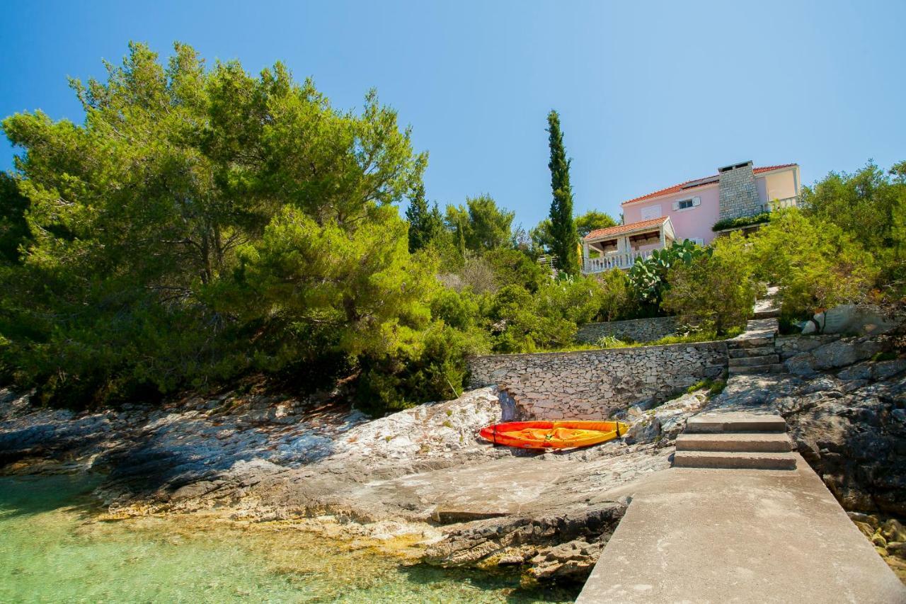 Waterfront Villa With Pool Vela Luka Exterior foto